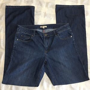CAbi boot leg blue jeans size 10